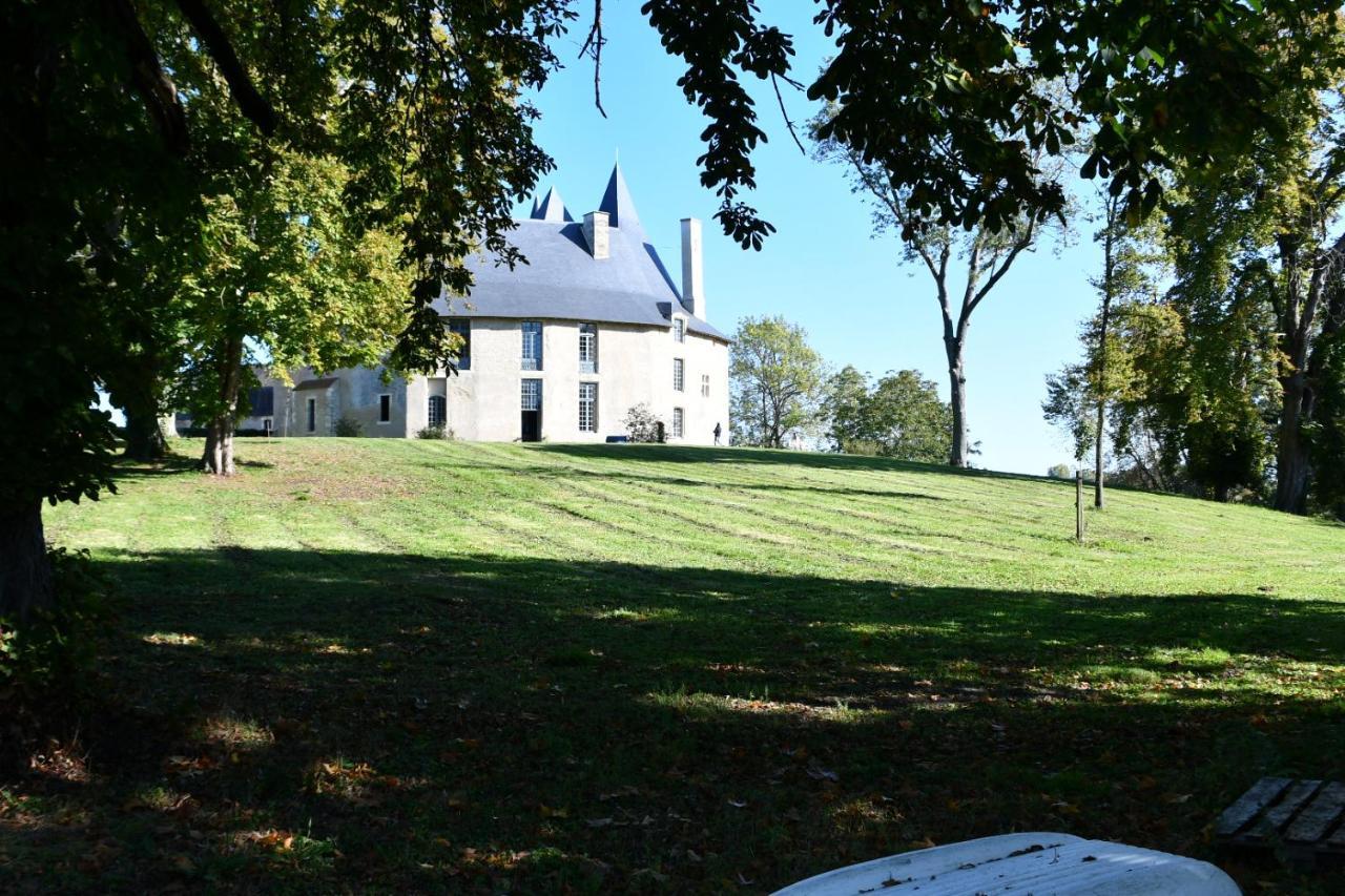 Un Chateau En Bourgogne Saincaize-Meauce Exterior photo